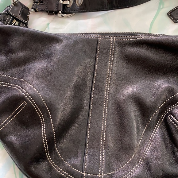 Leather coach purse - Picture 3 of 4